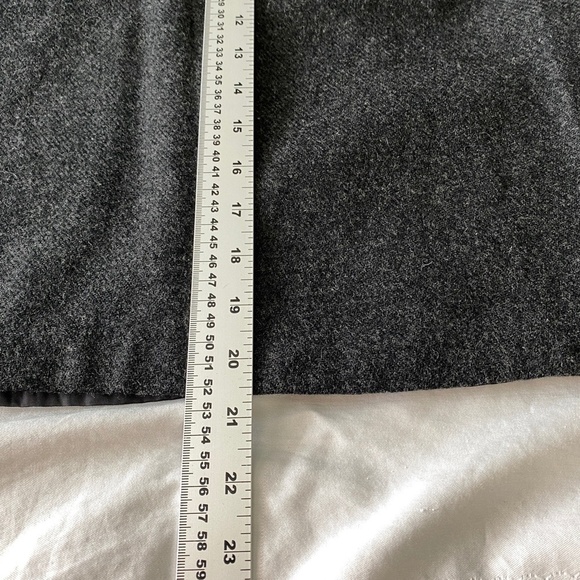 Old Navy Women's Wool Blend Low Waist Lined Skirt Size 8 Button Flap Front Midi - Picture 10 of 12